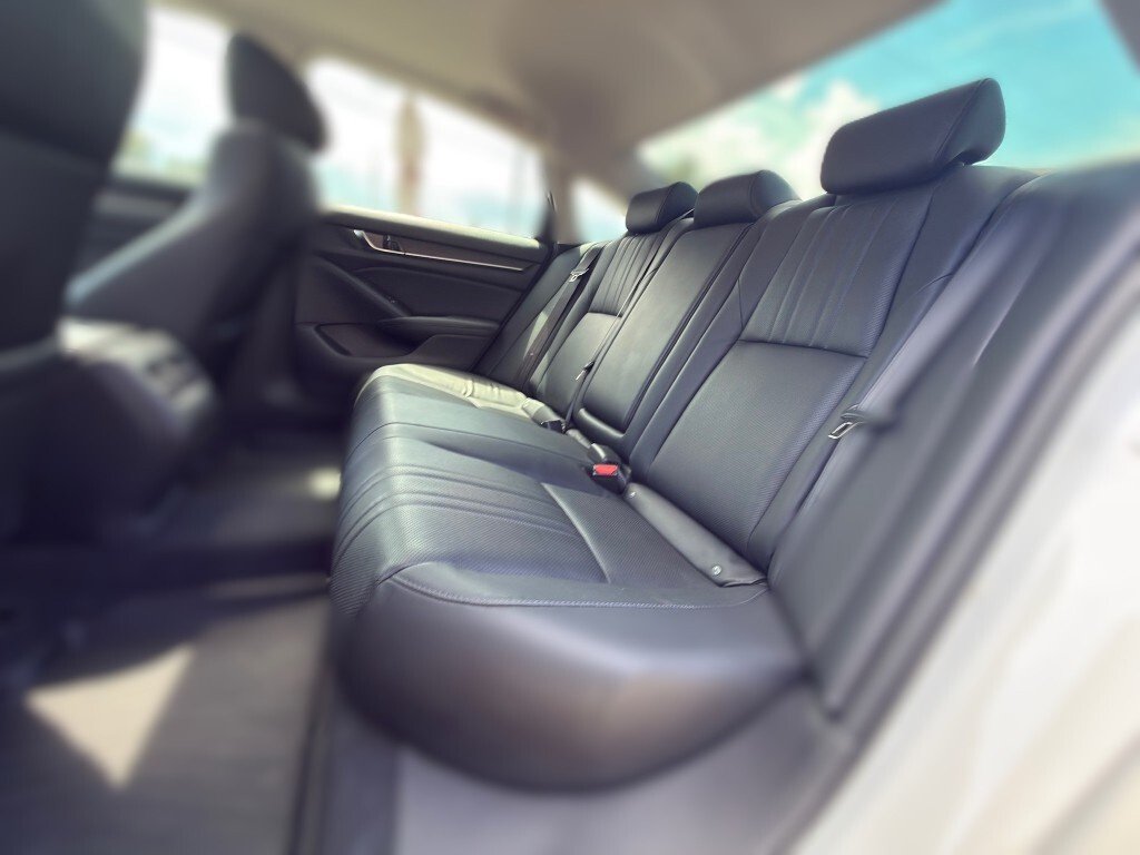 Used 2018 WHITE Honda Touring image 10