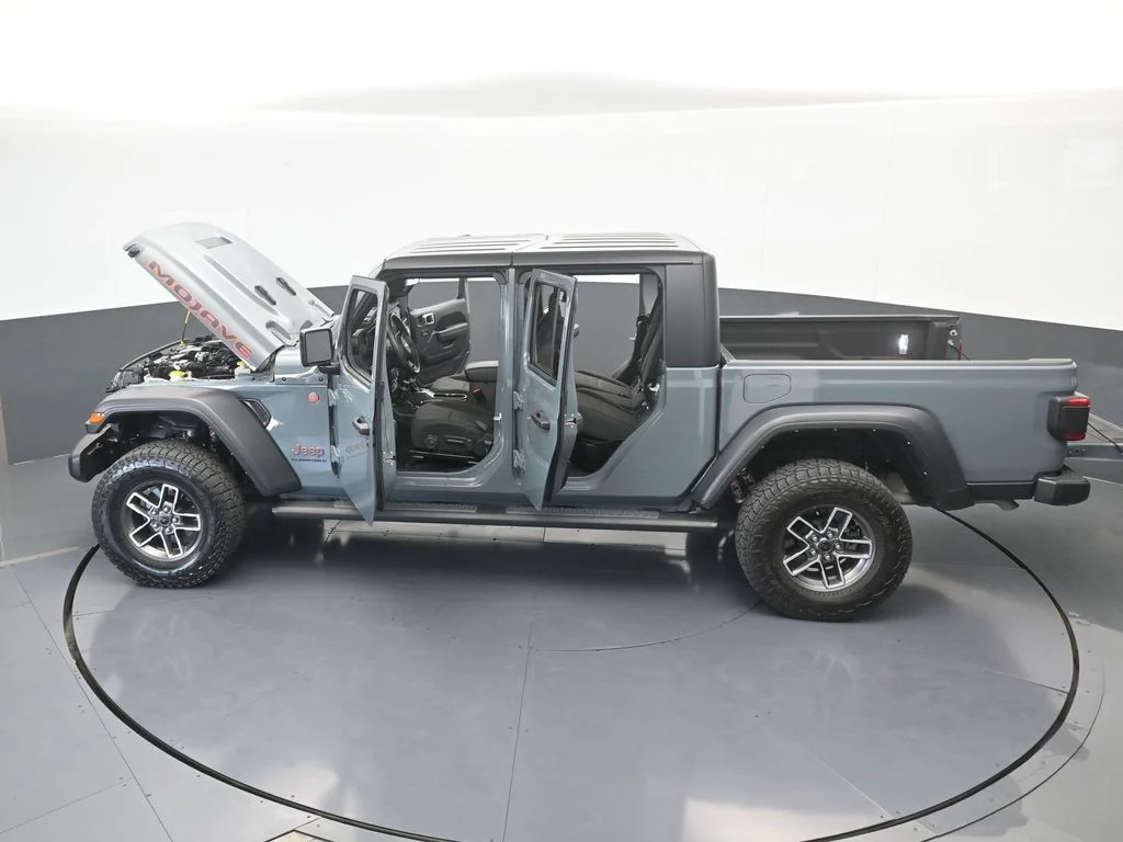 Used 2024 Anvil Clear Coat Jeep Mojave image 66
