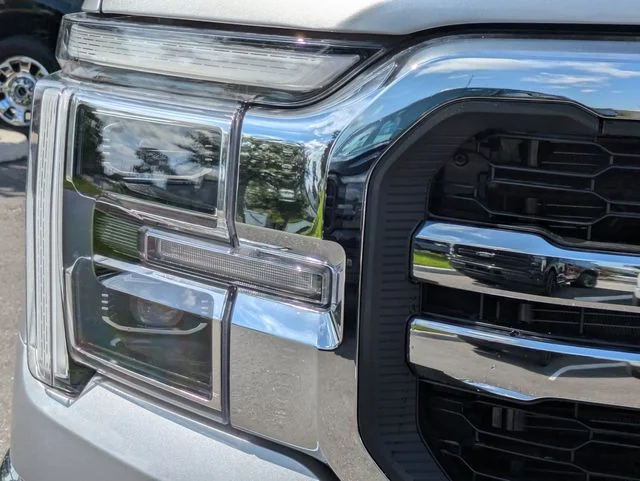 New 2026 Iconic Silver Metallic Ford Lariat® image 10