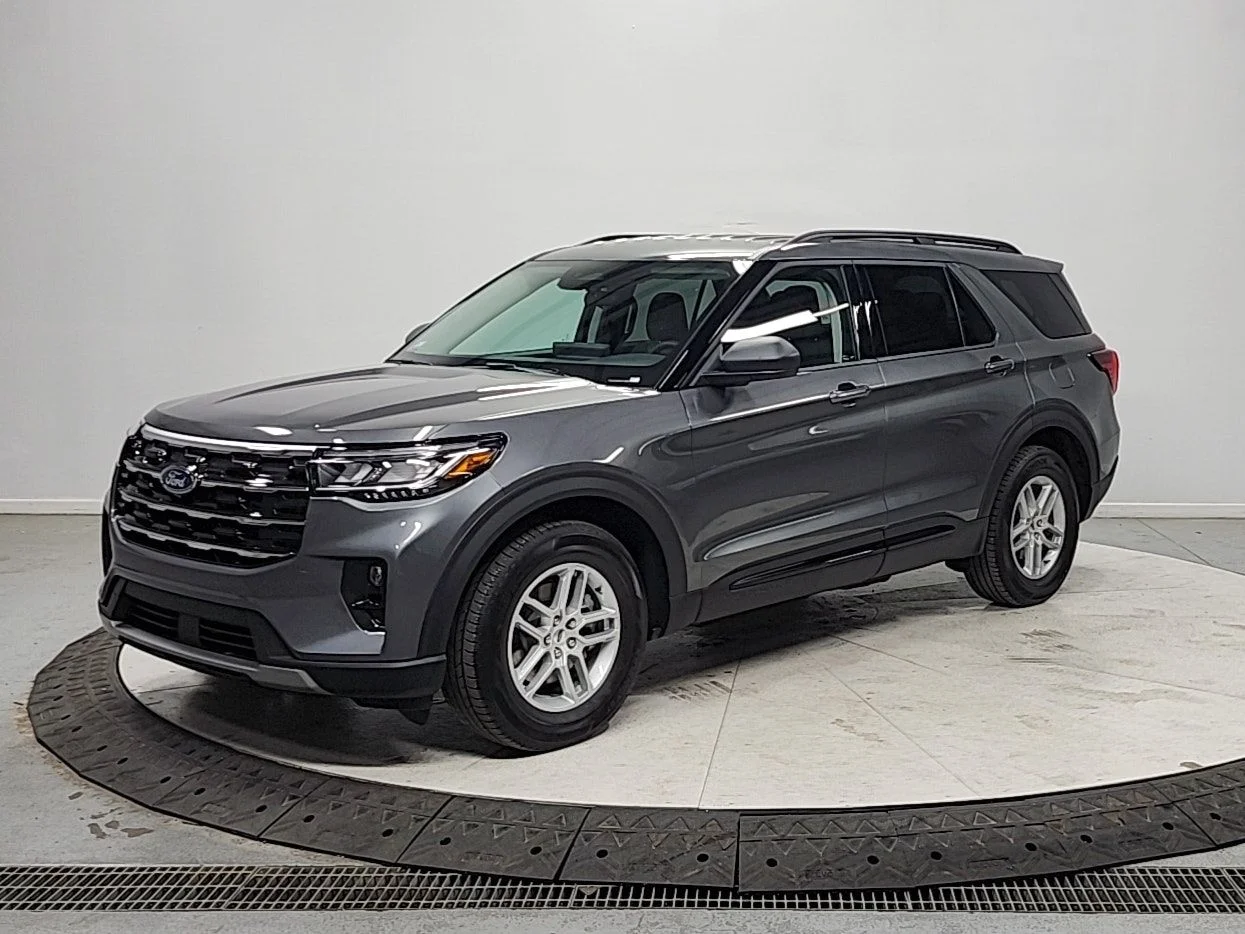 New 2026 Gray Ford Active image 3