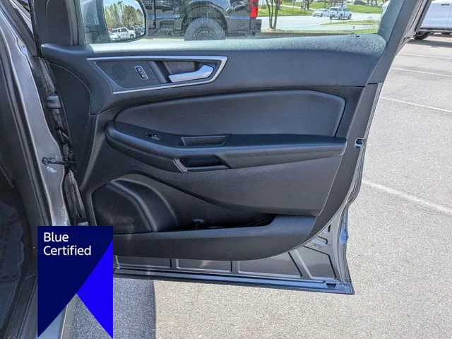 Used 2024 Gray Ford SEL image 31