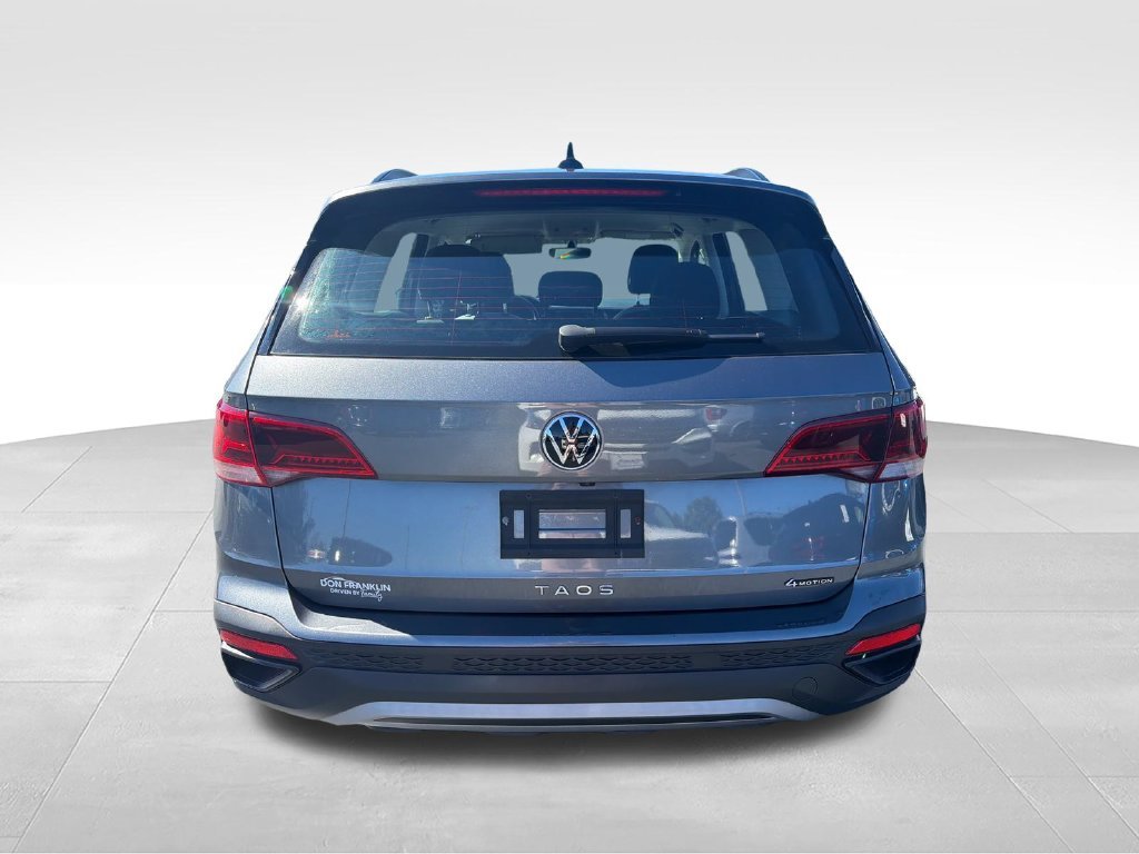 Used 2023 Gray Volkswagen 1.5T S image 4