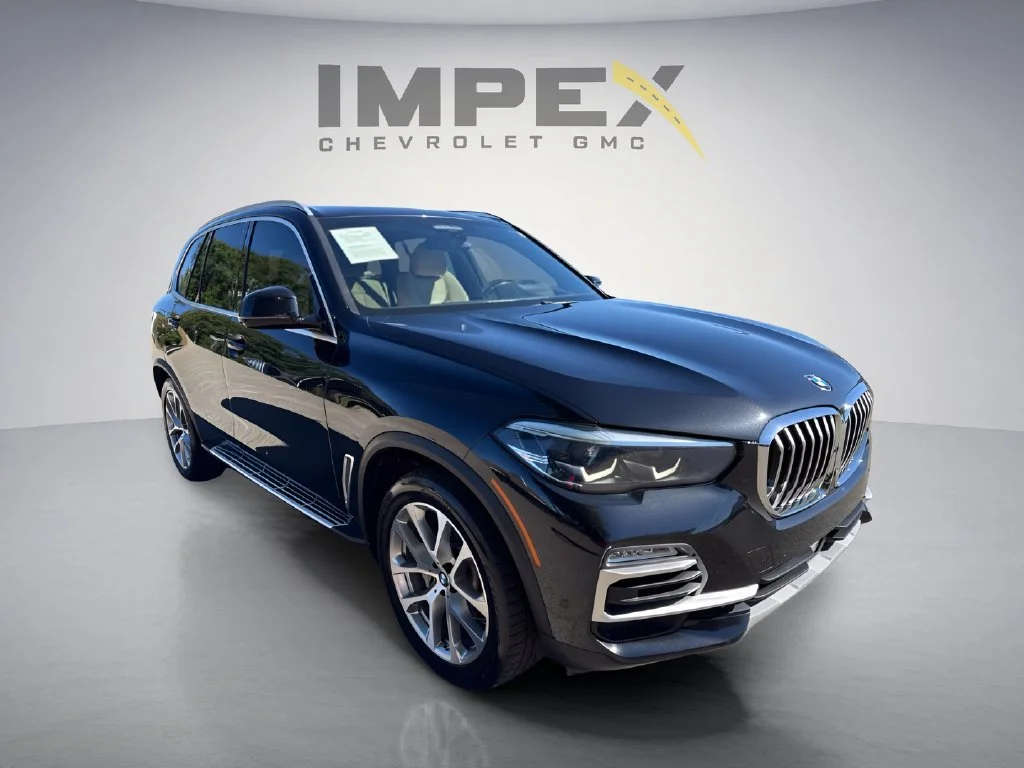 Used 2021 Black BMW sDrive40i image 7