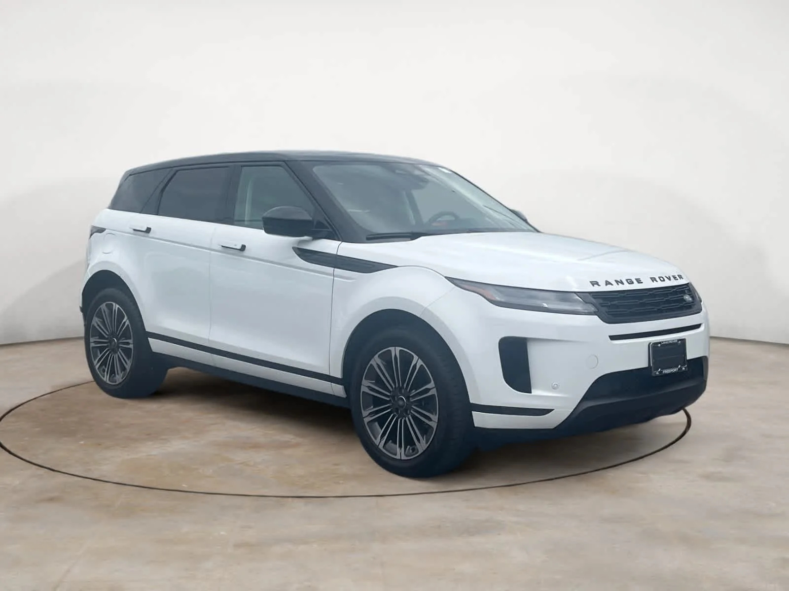 Certified Used 2025 Fuji White Land Rover Core S image 7