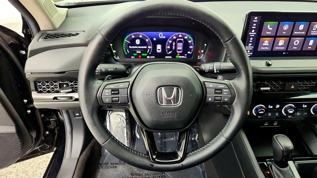 Used 2024 Crystal Black Pearl Honda EX-L Sedan image 14
