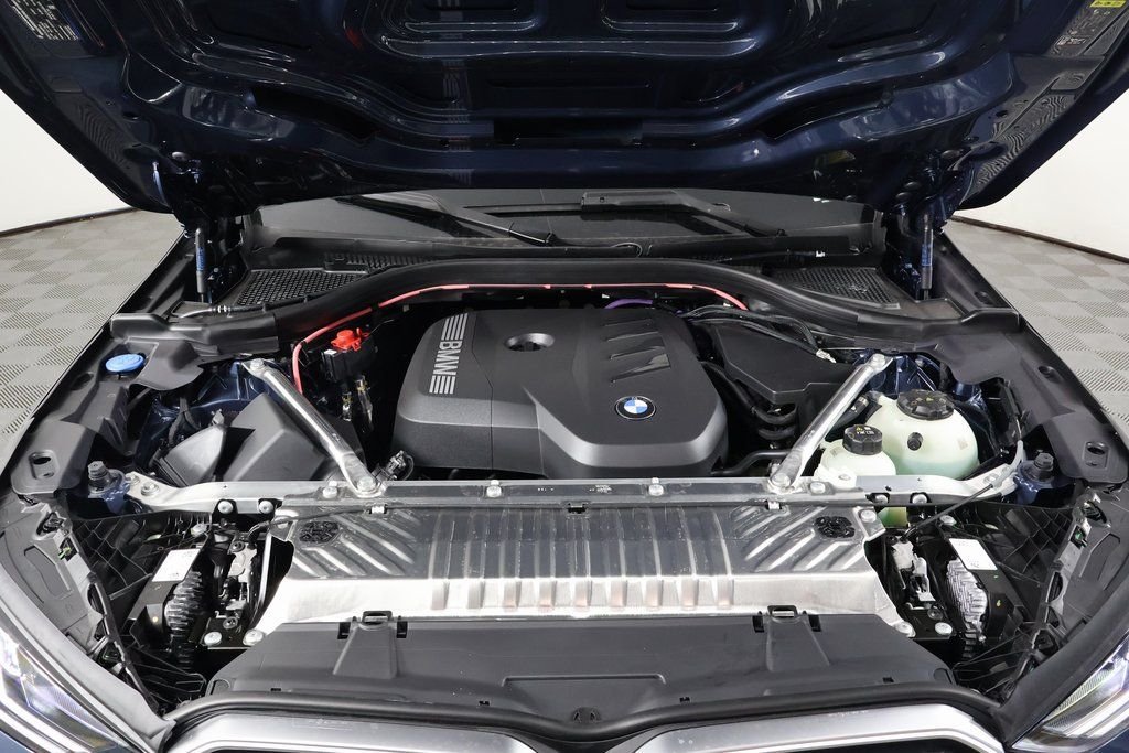 New 2026 Arctic Race Blue metallic BMW 30 xDrive image 9