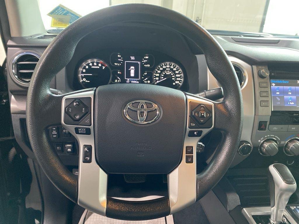 Used 2019 Midnight Black Metallic Toyota SR5 image 23