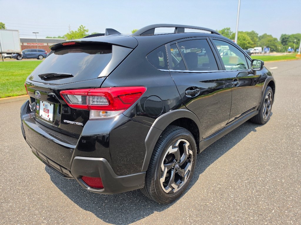 Used 2023 Crystal Black Silica Subaru Limited image 24