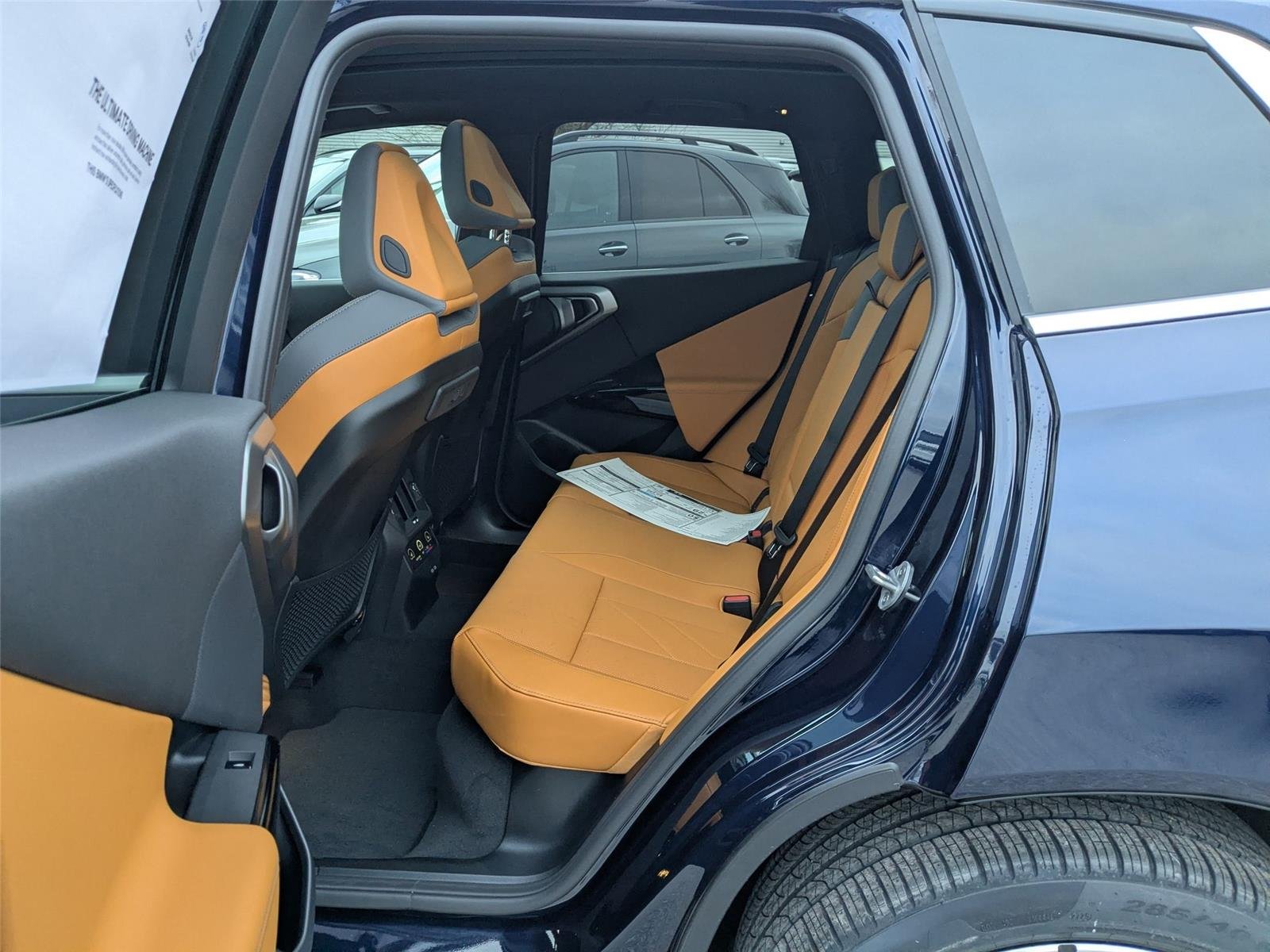 2026 BMW X3 30 - Photo 24