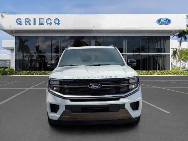 New 2027 Star White Metallic Tri-Coat Ford King Ranch® image 23
