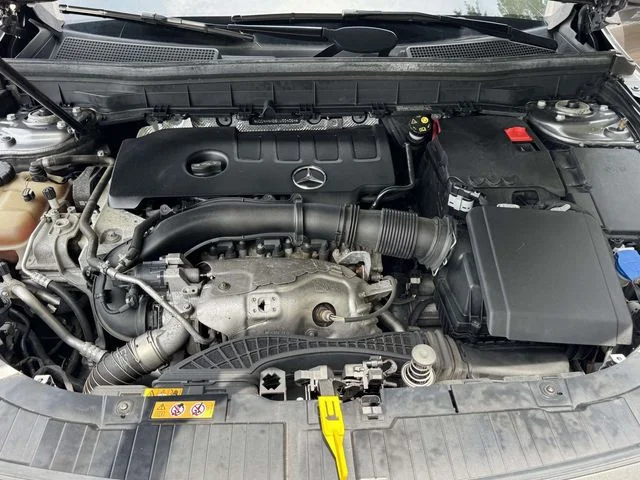Used 2020 Gray Mercedes-Benz GLB 250 image 13