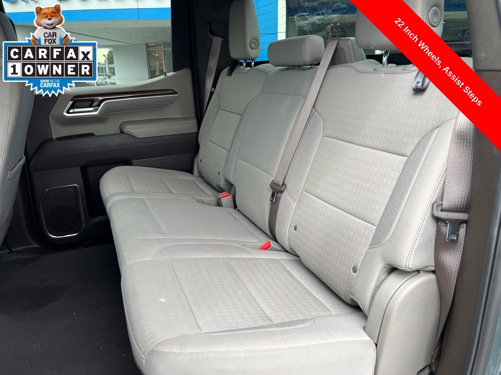 Used 2025 Cypress Gray Chevrolet LT image 21