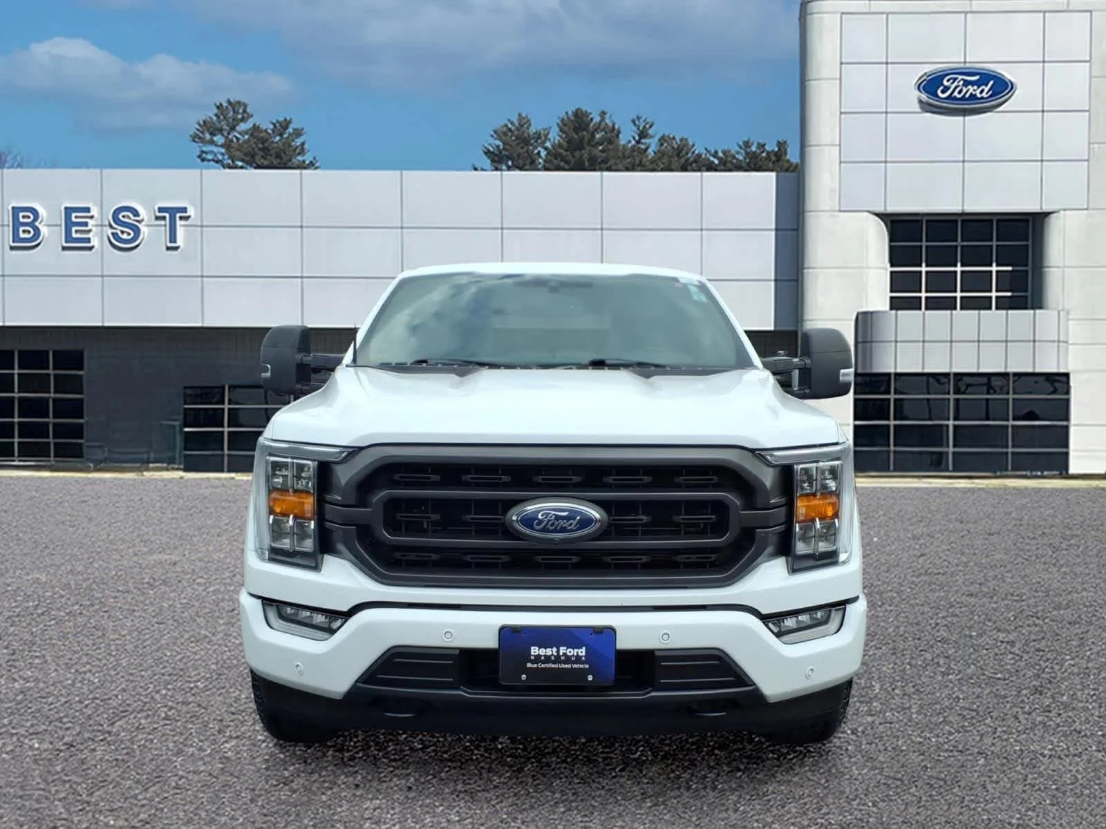 Used 2022 Oxford White Ford XLT image 10