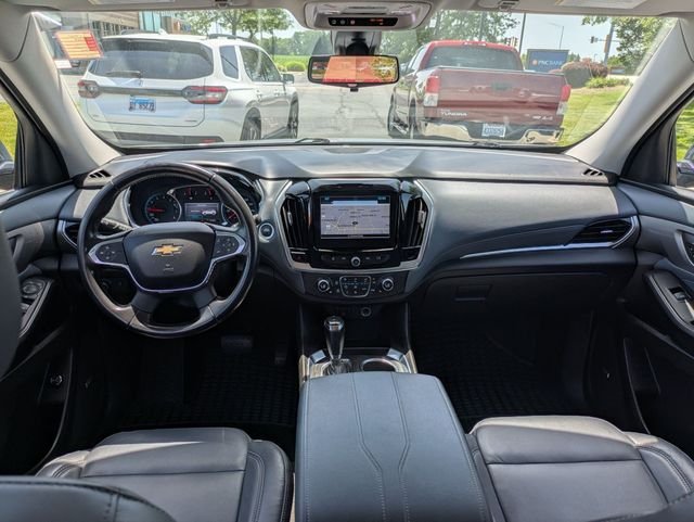 Used 2019 Gray Chevrolet 3LT image 25