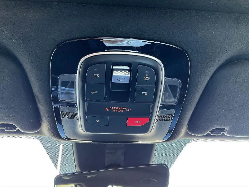 Used 2022 Gray Hyundai Calligraphy image 18