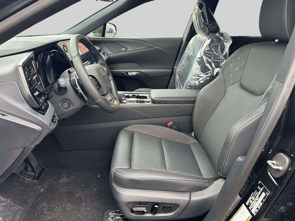 2026 Lexus RX 450h+ Luxury - Photo 13