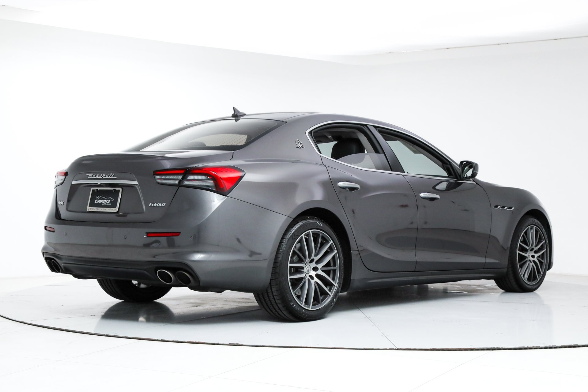 Used 2021 Gray Maserati S Q4 image 5