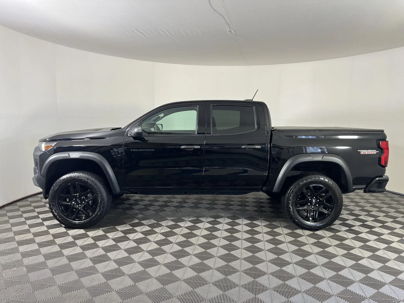 Used 2023 Black Chevrolet 4WD Trail Boss image 26