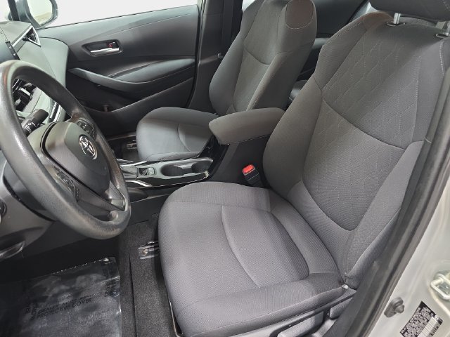 Used 2020 Silver Toyota LE image 13
