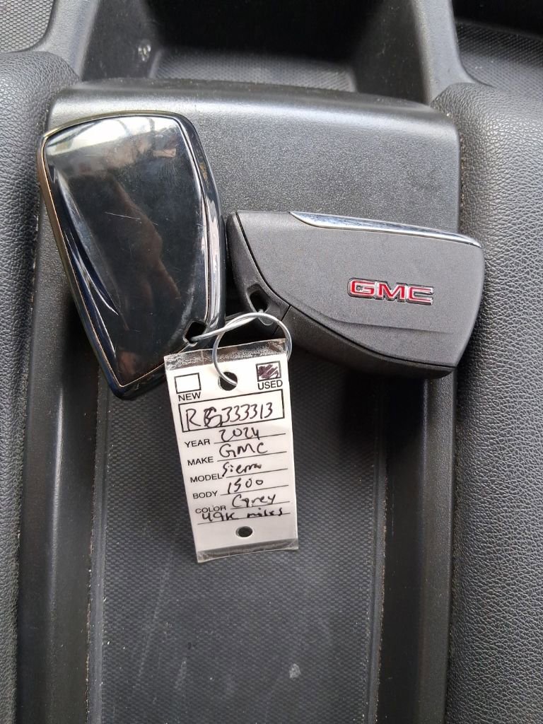 Used 2024 Thunderstorm Gray GMC Elevation image 22
