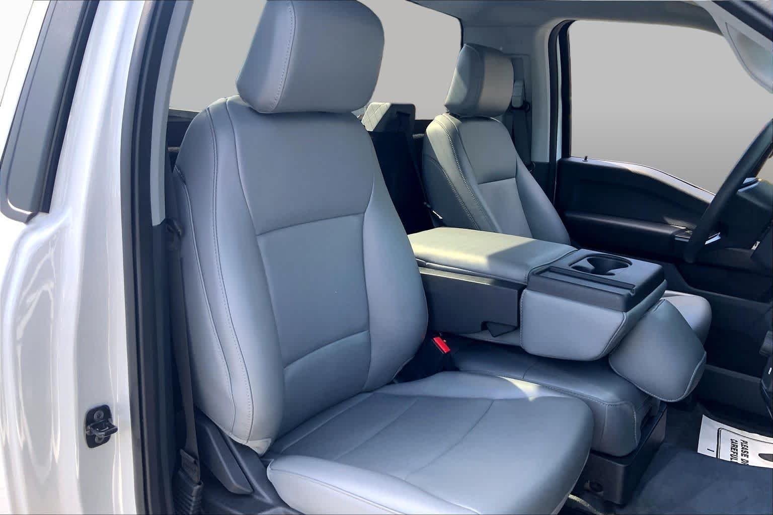 Used 2025 Oxford White Ford XL image 9