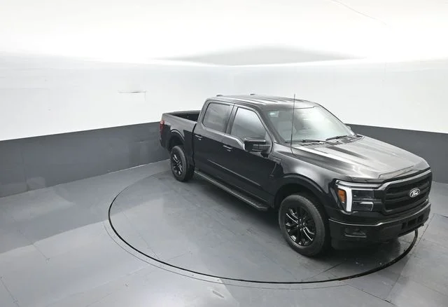 New 2026 Agate Black Metallic Ford Lariat® image 23
