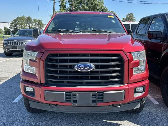 Used 2017 Ruby Red Metallic Ford XLT image 10