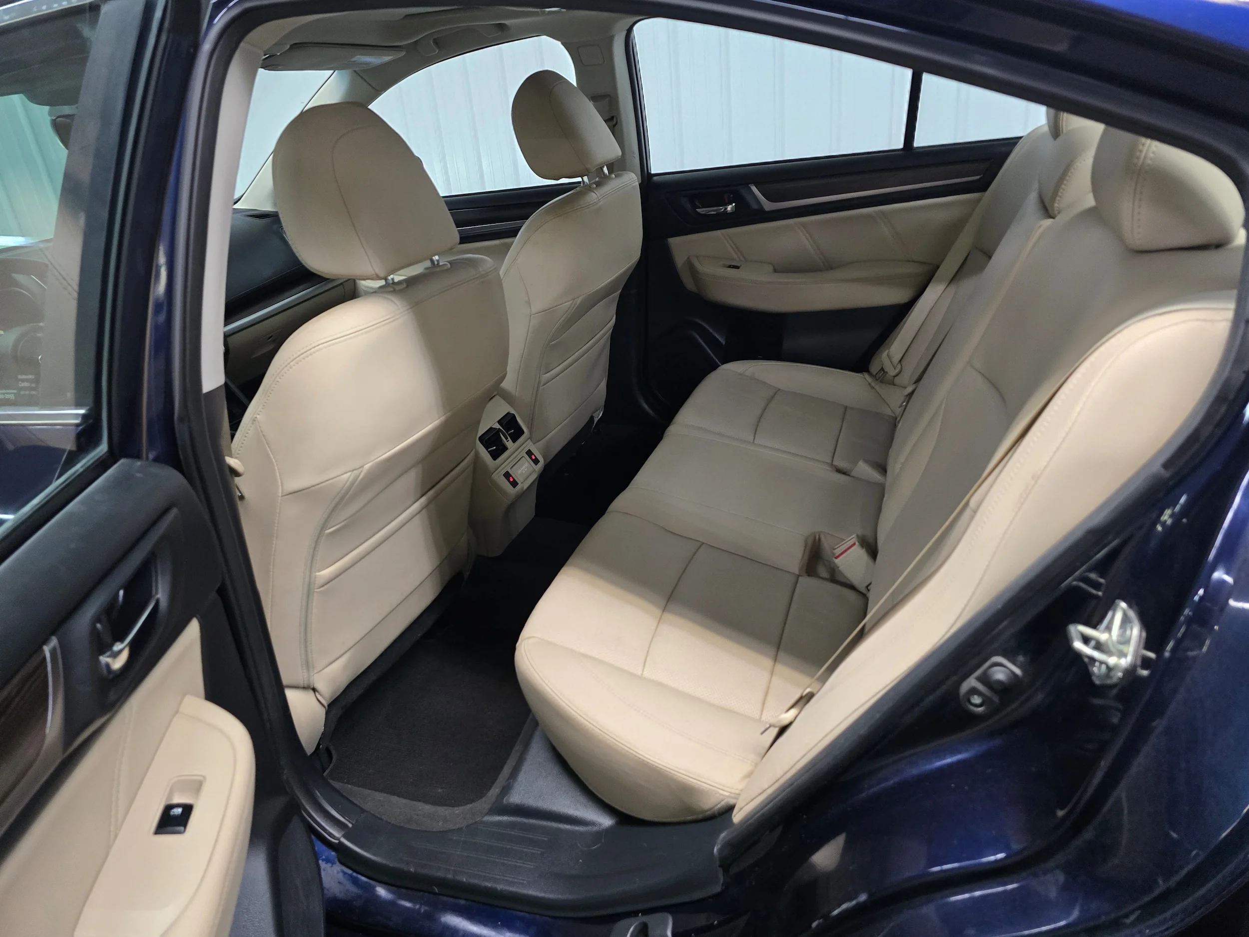 Used 2018 Dark Blue Pearl Subaru 2.5i Limited image 20