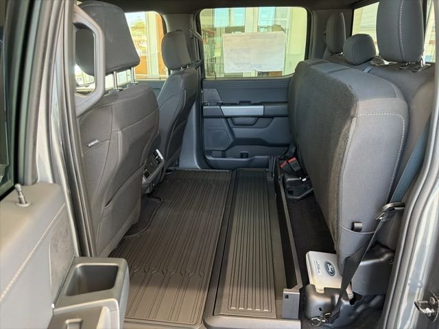New 2026 Carbonized Gray Metallic Ford XLT image 58