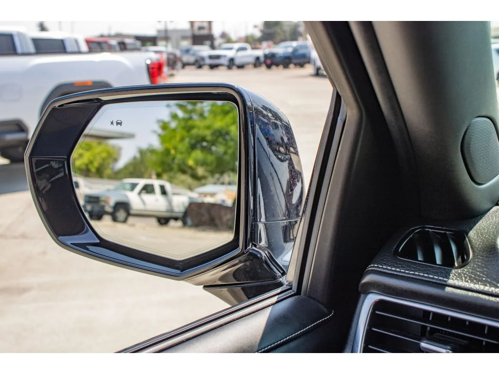 Used 2023 Midnight Blue Metallic GMC Denali Ultimate image 33