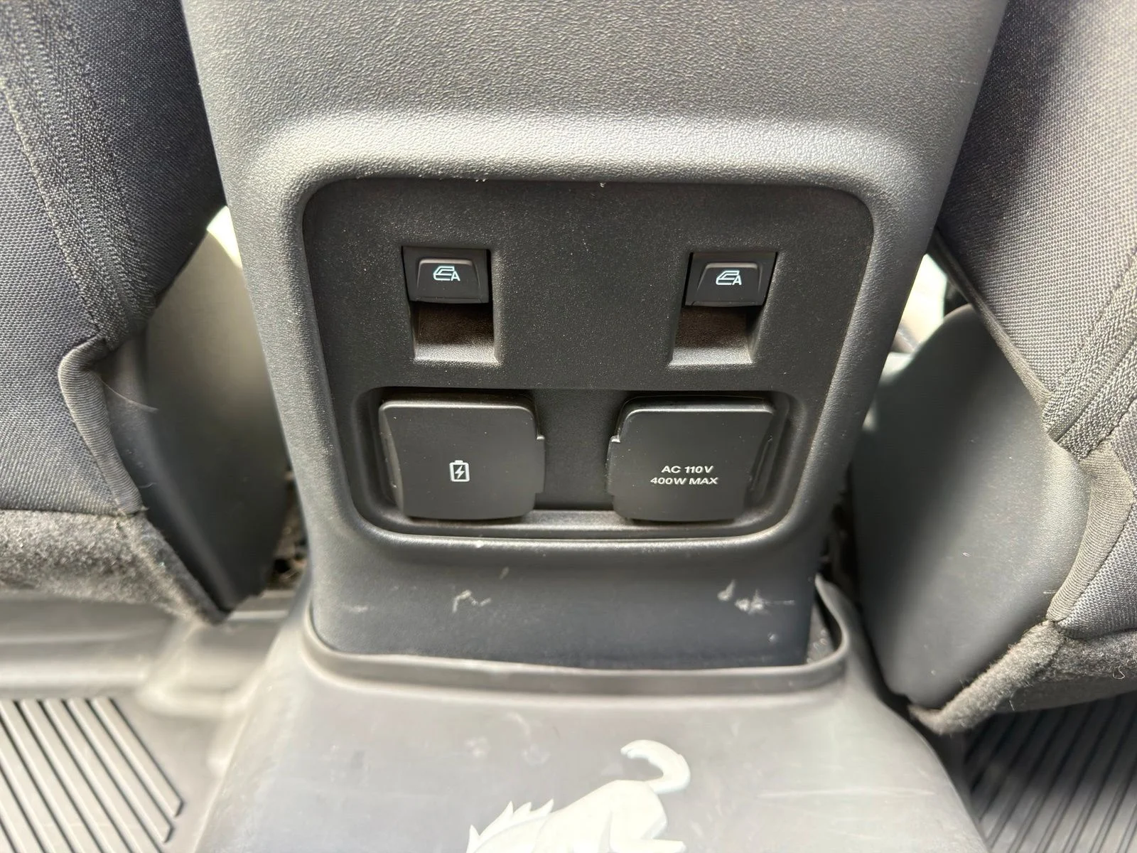 Used 2022  Ford Wildtrak image 42