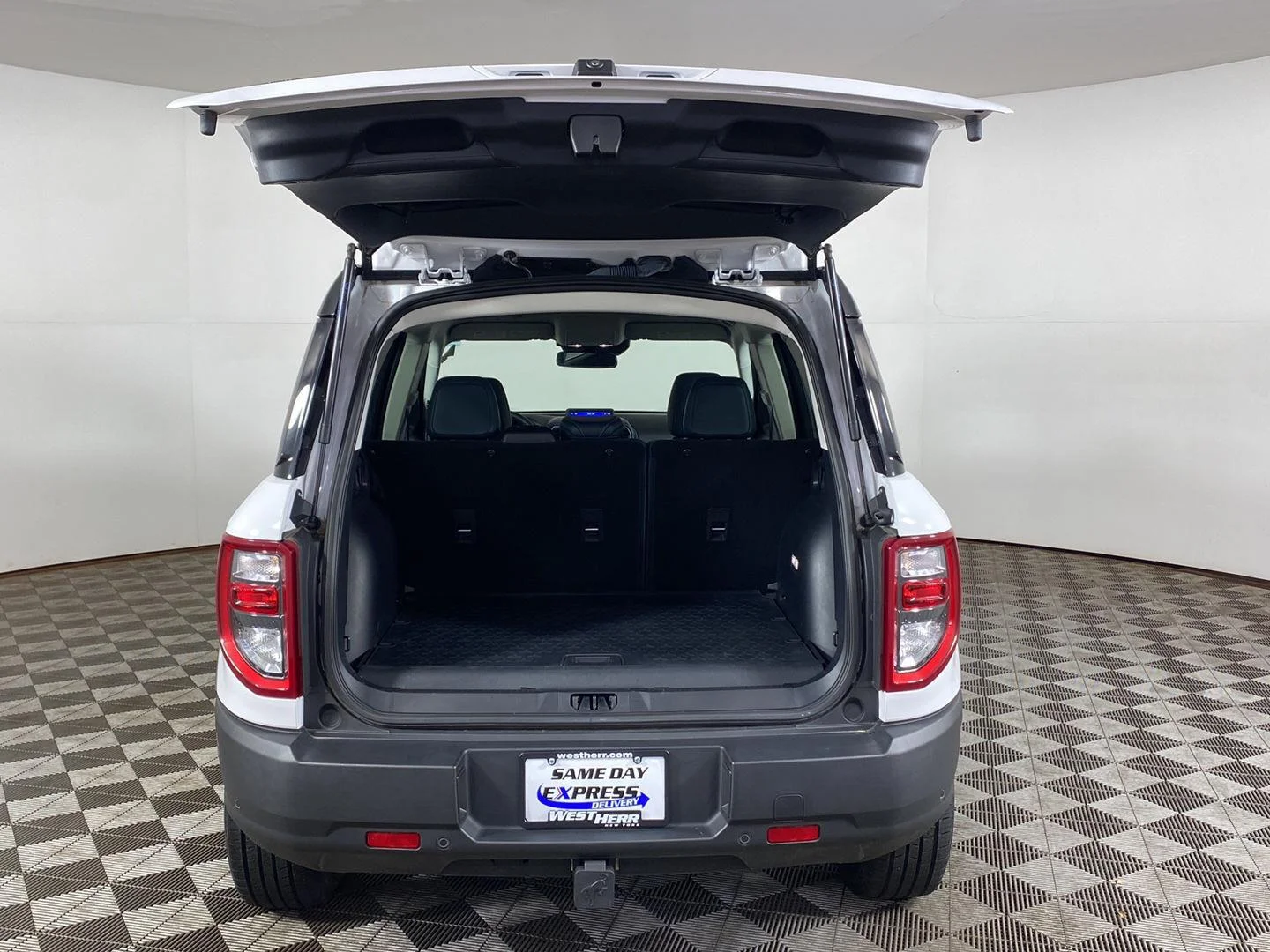 Used 2024 Oxford White Ford Outer Banks image 22