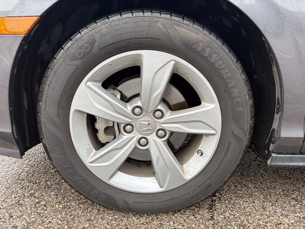 Used 2018  Honda EX-L image 9