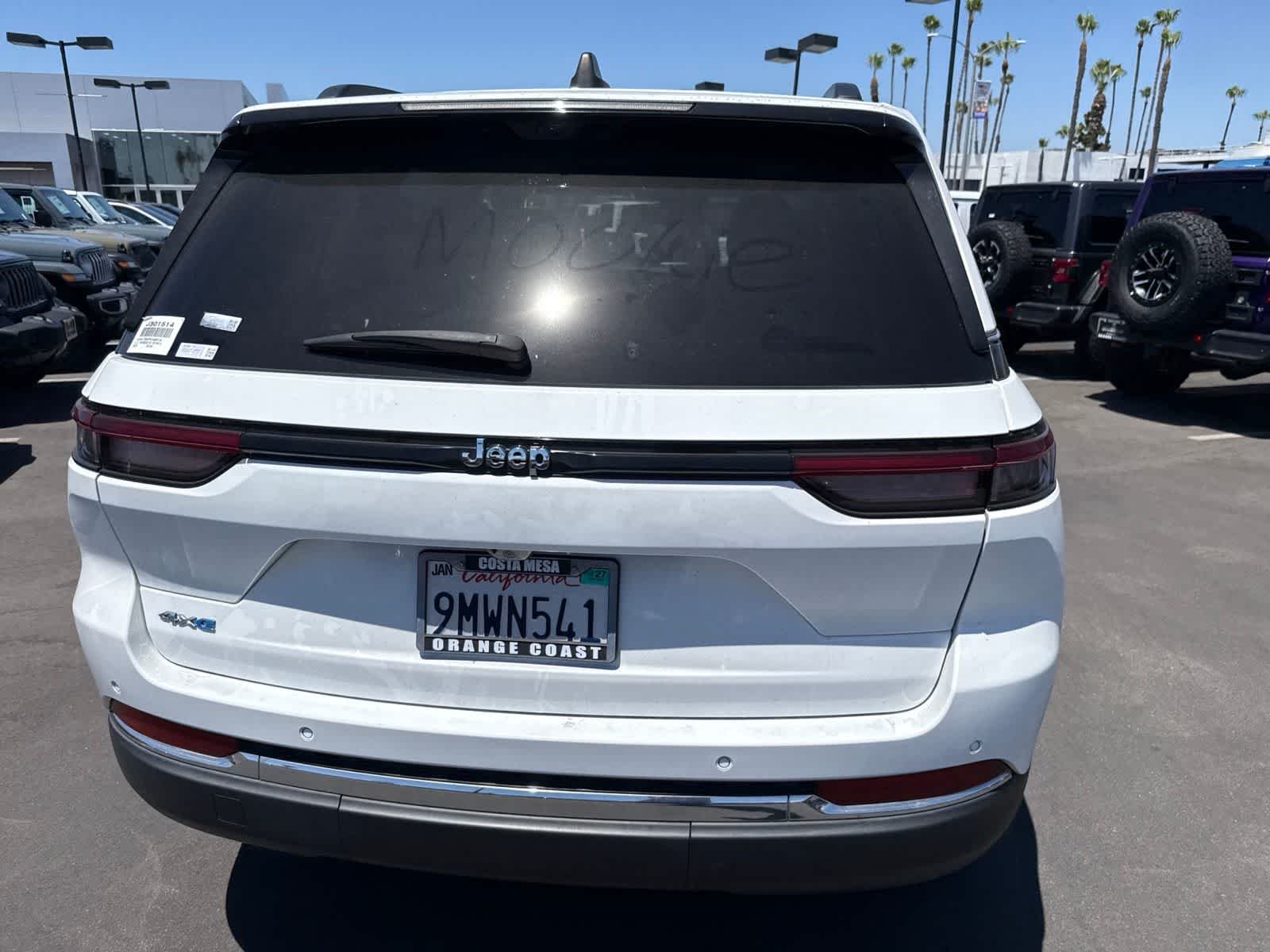 Used 2023 Bright White Clearcoat Jeep  image 18