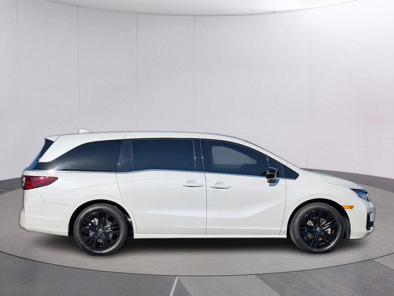 2026 Honda Odyssey Sport L - Photo 8