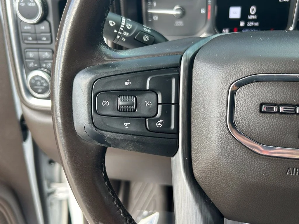 Used 2021 White Frost GMC Denali image 37