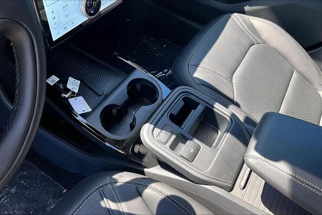 New 2026 Glacier Gray Metallic Tri-coat Ford Premium image 20