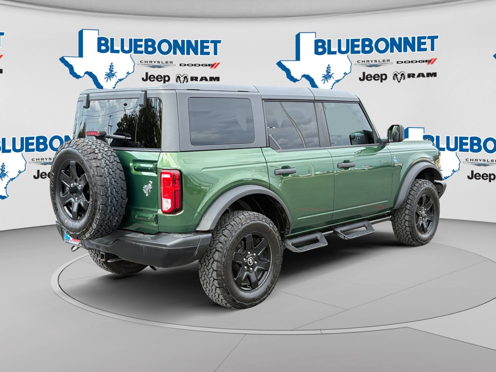Used 2024 Green Metallic Ford Black Diamond image 5