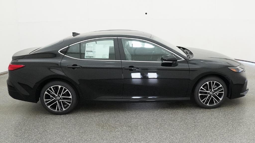 New 2026 Midnight Black Metallic Toyota XLE image 44