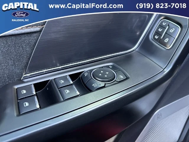 Used 2023 Red Ford Raptor image 20
