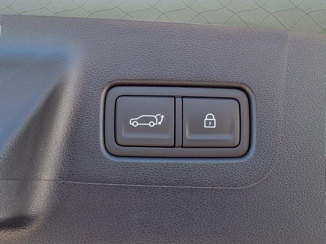 New 2026 White Hyundai SEL AWD image 6