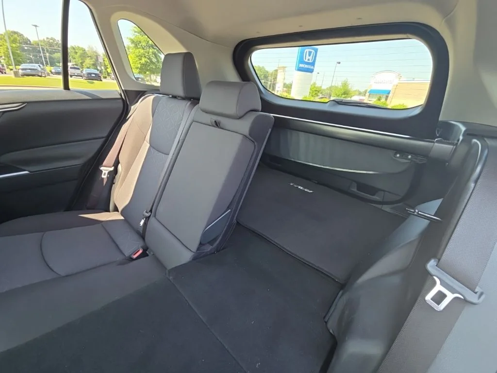 Used 2019 Gray Toyota XLE image 12