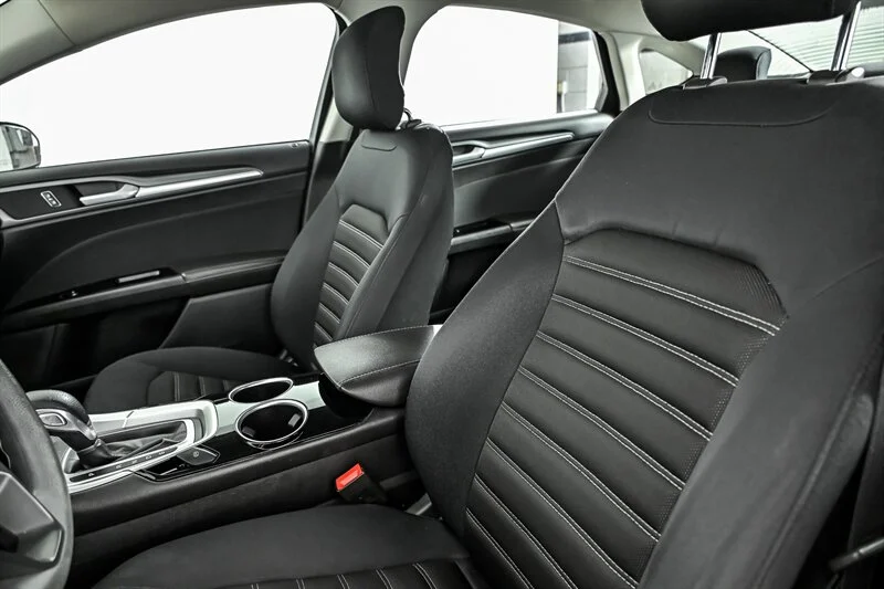 Used 2013 Sterling Gray Metallic Ford SE image 16