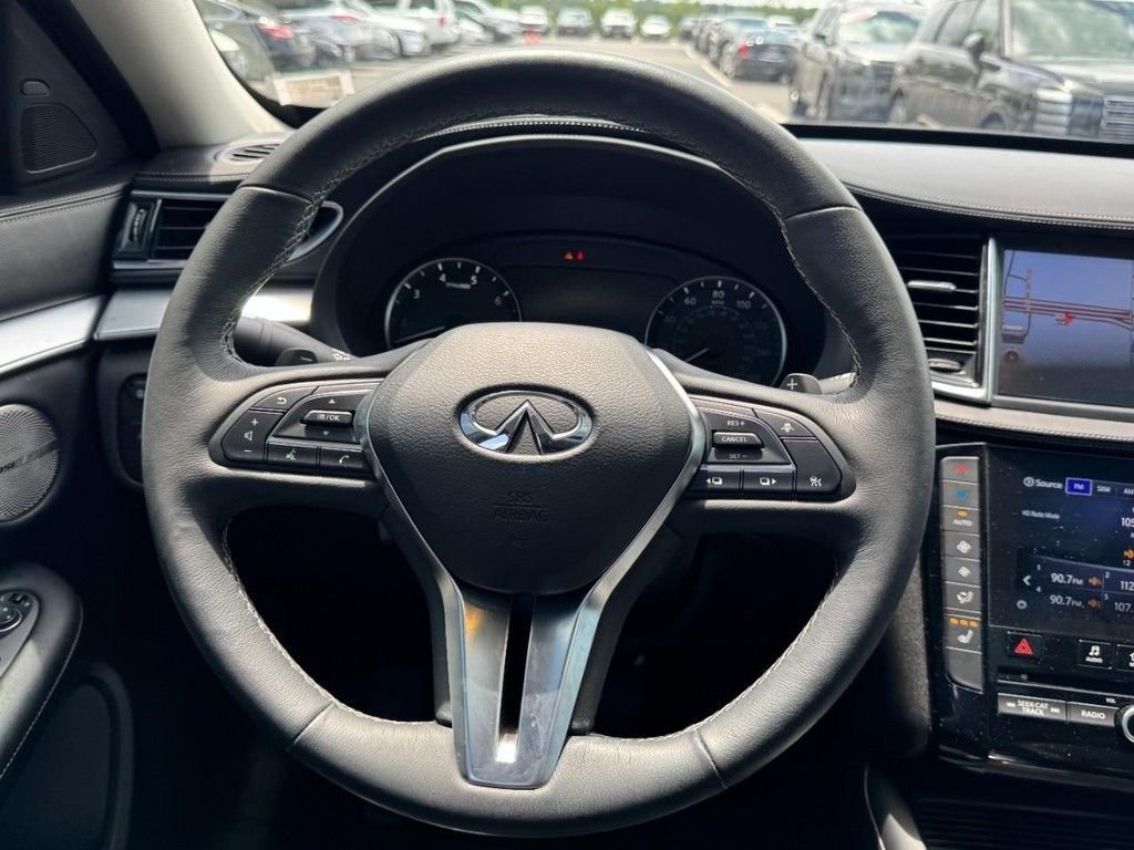 Used 2019 Gray INFINITI ESSENTIAL image 13