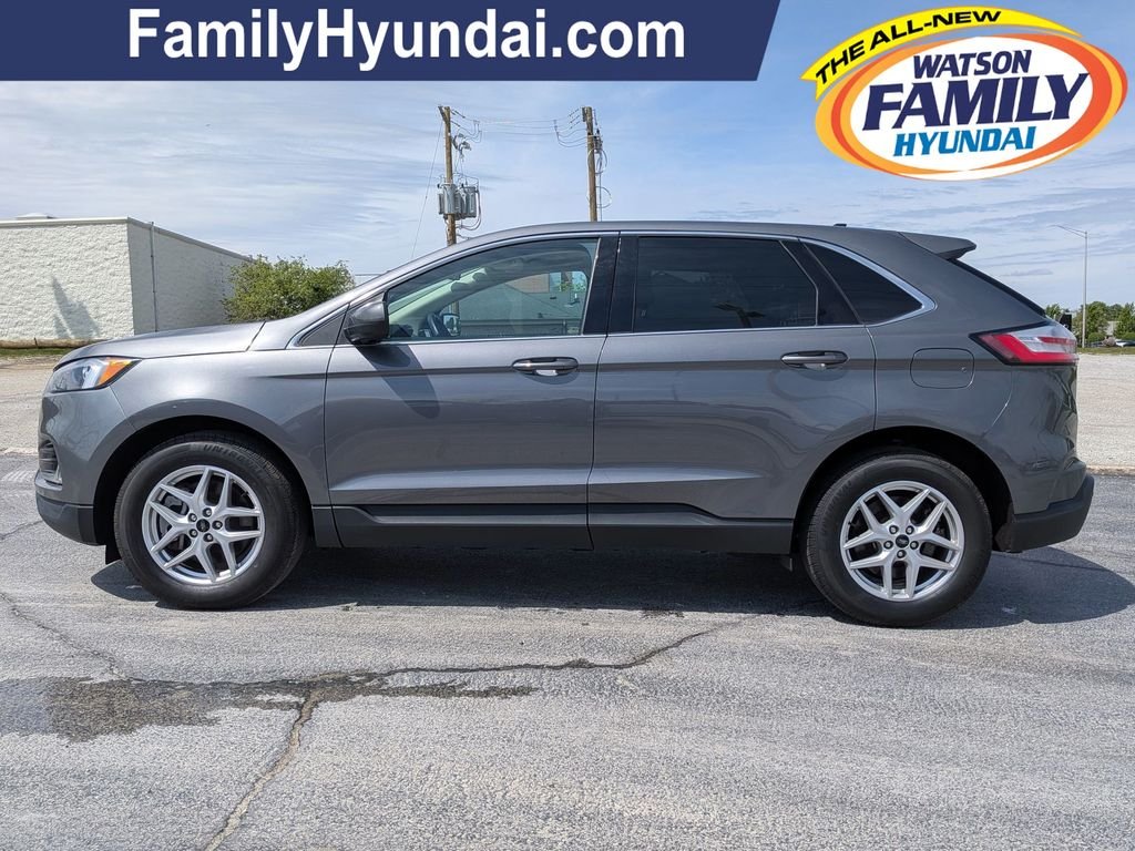 Used 2024 Gray Ford SEL image 6
