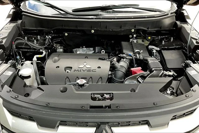 New 2026 Black Mitsubishi 2.0 S image 12