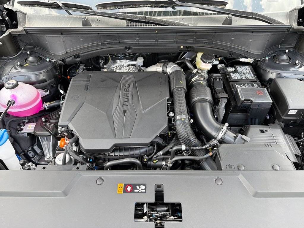 New 2026 Black Hyundai SEL AWD image 17