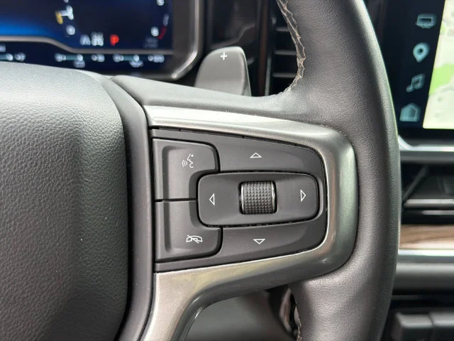 Used 2023 RED HOT Chevrolet RST image 25