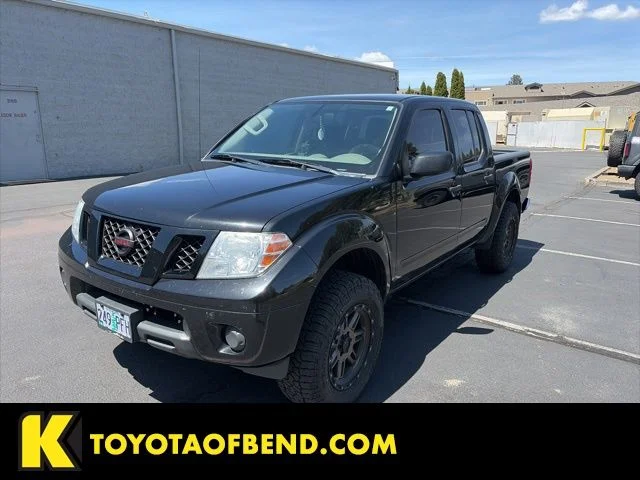 2019 Nissan Frontier 4.0 SV Crew Cab 4X4 AT SWB's photo