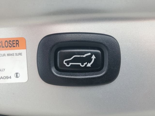 Used 2022 Silver Mitsubishi GT image 30